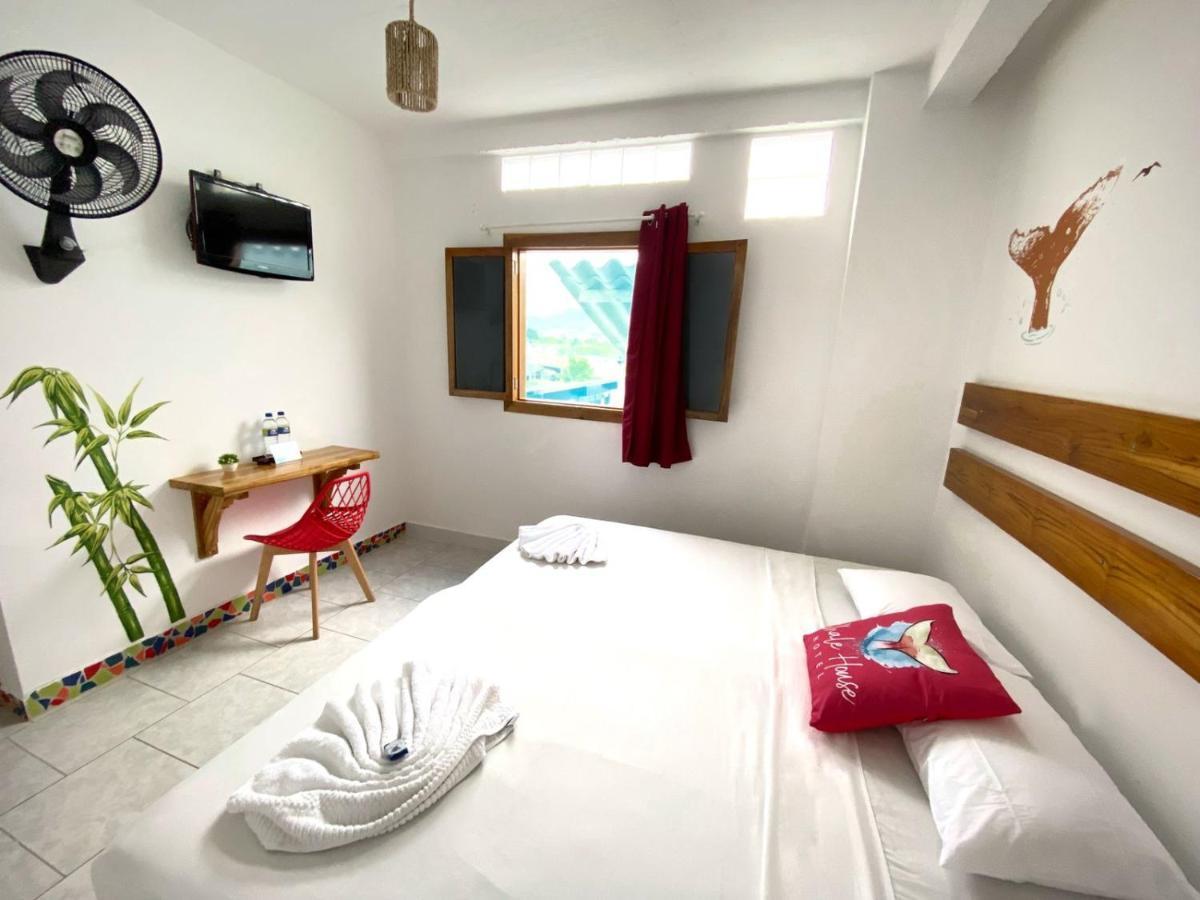 Whale House Hotel Пуэрто-Лопес Экстерьер фото